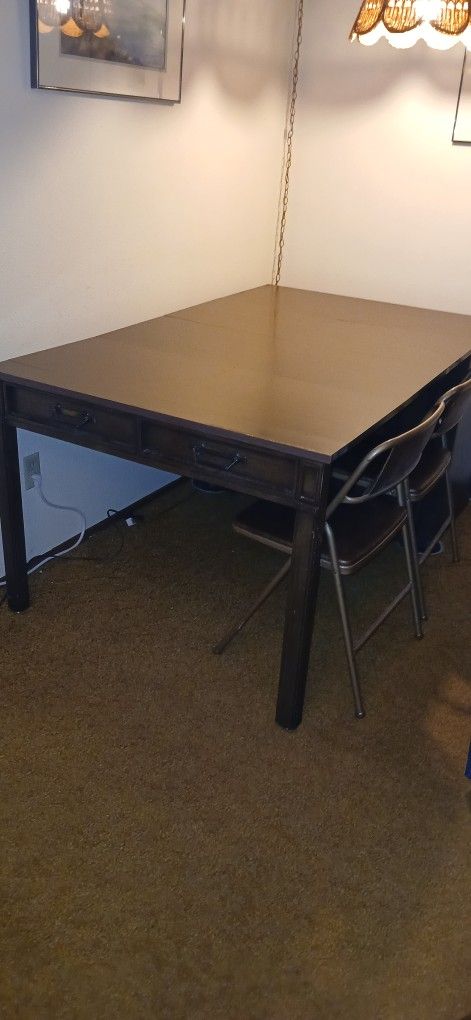 Fold-up 10-Place Dining Room Table