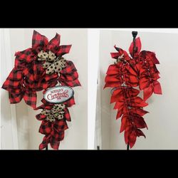 Candy cane shaped Wreath 