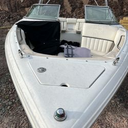 2003   22’ Cobalt Bowrider Speedboat