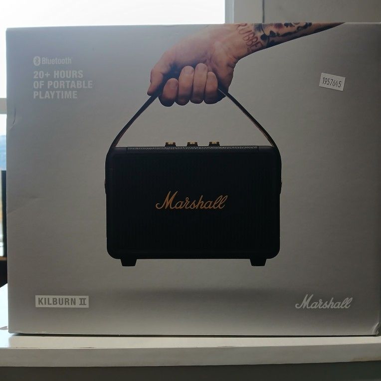 Marshall - Kilburn III Portable Bluetooth Speaker with Bass / Treble / Volume Controls and 3.5 mm Auxiliary Input - Black/Brass