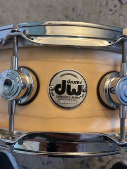 2 DW Collectors Series snare drums
