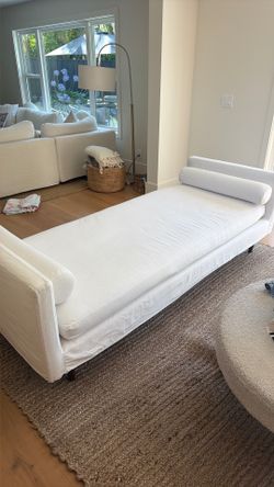 Room and board slip cover daybed