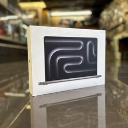 MacBook Pro 14 inch M3 Chip (Take It Home In Payment/ llévatelo a casa en pagos)