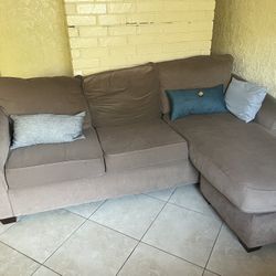 Sofa/Couch