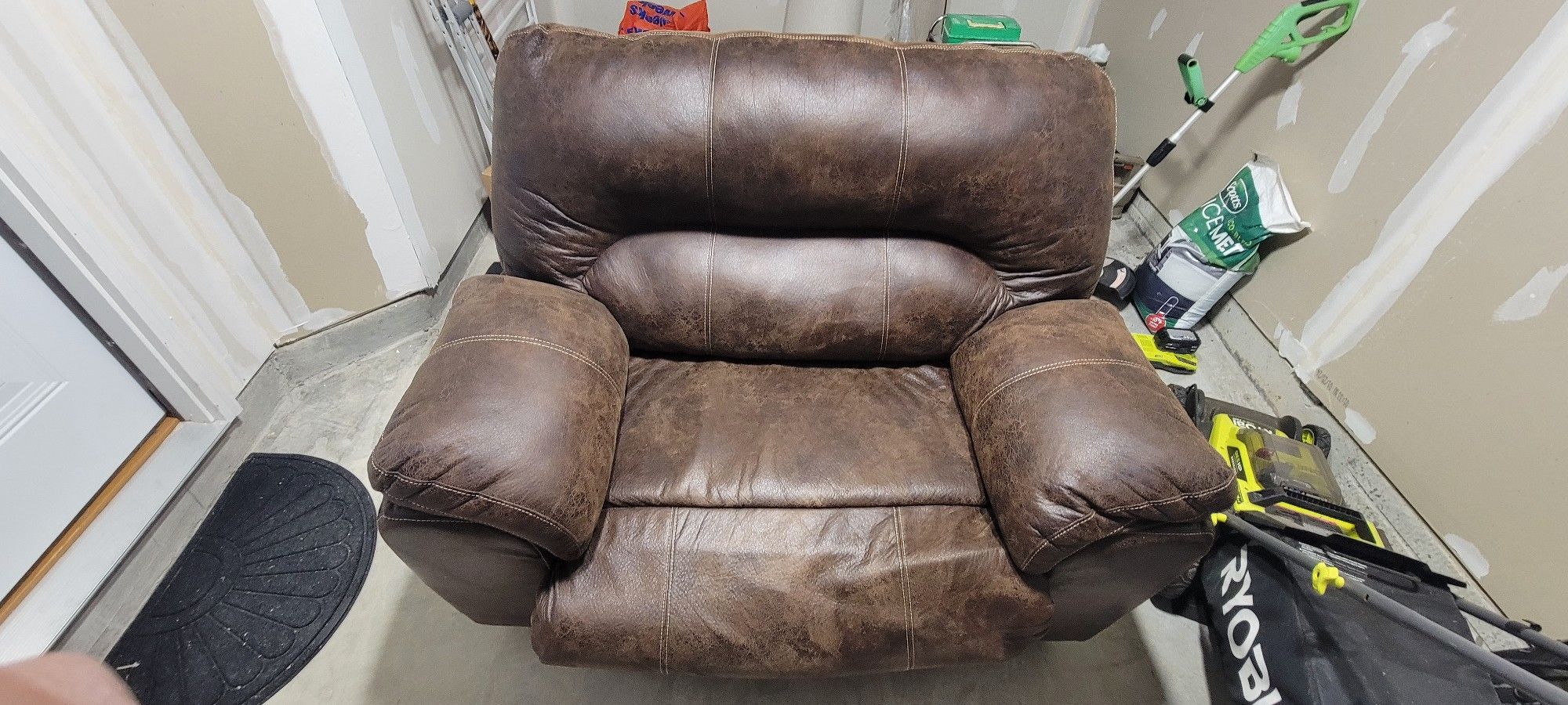 Loveseat Recliner