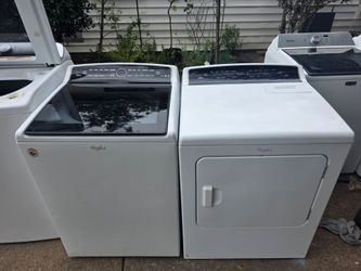 Whirlpool  washer and dryer electric matching set