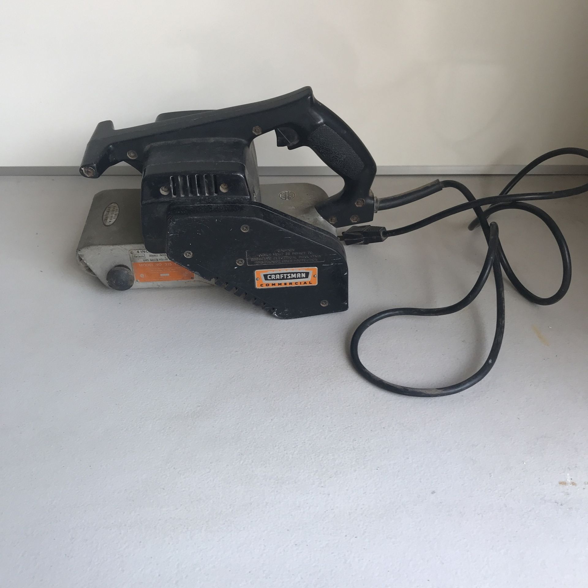 Vintage 4 Inch Belt Sander for Sale in Los Angeles, CA - OfferUp