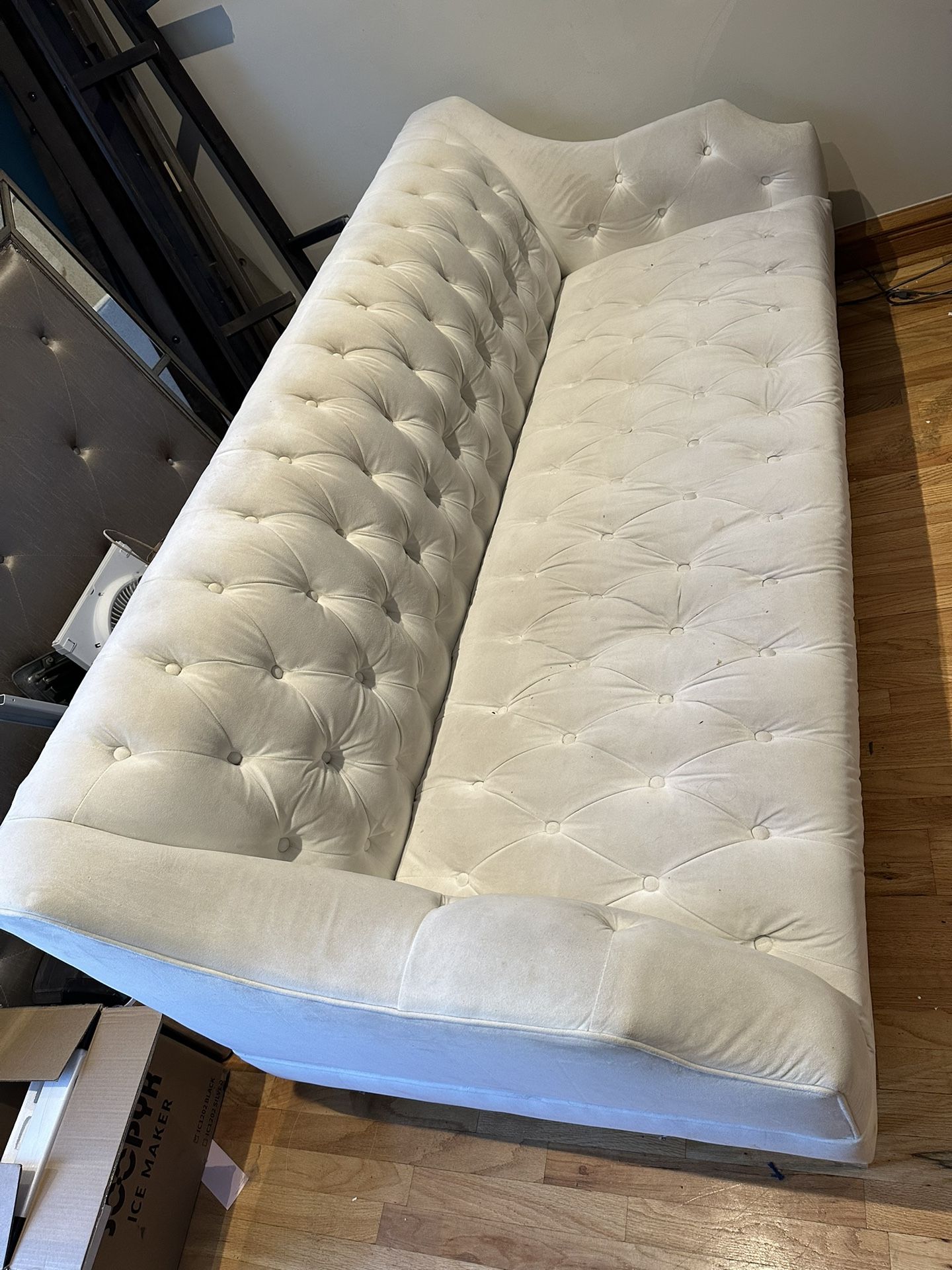 Zgallerie Simone sofa