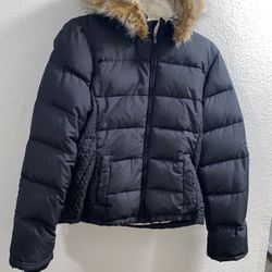 Medium Black Puffer Faux Fur Hooded Jacket