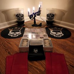 🎃BUNDLE🎃Gothic/Medieval Theme Table Decor-Lamp, Candle Lanterns/Vases, Chargers, Napkin Rings, Napkins (OR Table Runner/Mantel Scarf~READ POST)