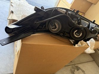 Toyota Avalon headlight