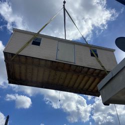 Sheds Relocated, Movemos Casita De Patio Container Rv Traile Crane 