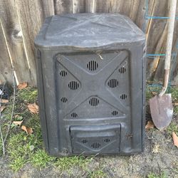 Free Compost Bin