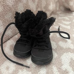 Girls Nike Snow Boots 5C