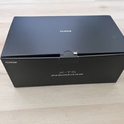 Fujifilm XT-5 with XF 18-55mm lens + extras