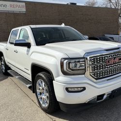 2017 GMC Sierra Denali 