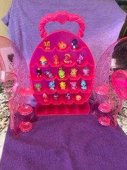 Vintage Lot of Hatchimal Figures Inc Carry Case & Waterfall Play Set