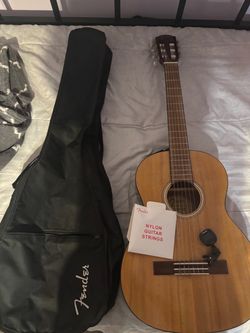 Fender FA-15N-NAT 3/4 Size Nylon String Guitar + Case