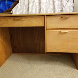 IKEA Desk Oak 3 Drawers 