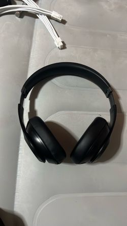 Beats Studio pros