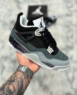 Jordan 4 Fear