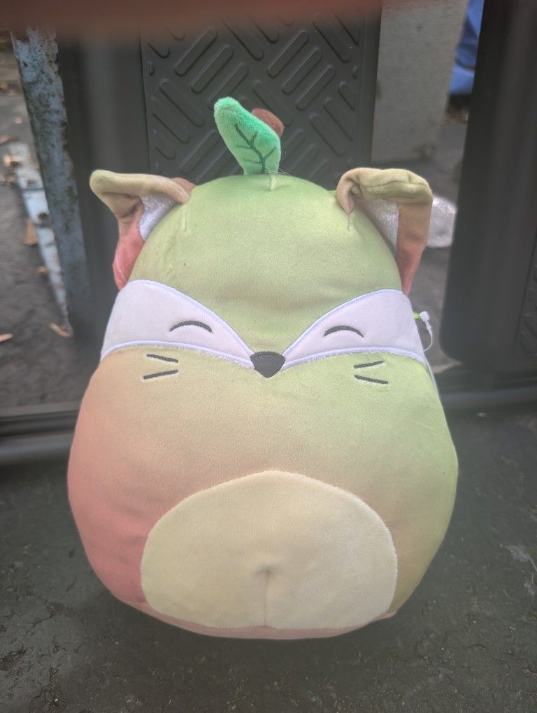 Squishmallow- Fifi the Fox in a Pear Costume