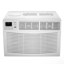 Amana - 1,000 Sq. Ft. 18,000 230V Window Air Conditioner - White