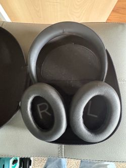 Bose NC 700 Headphones