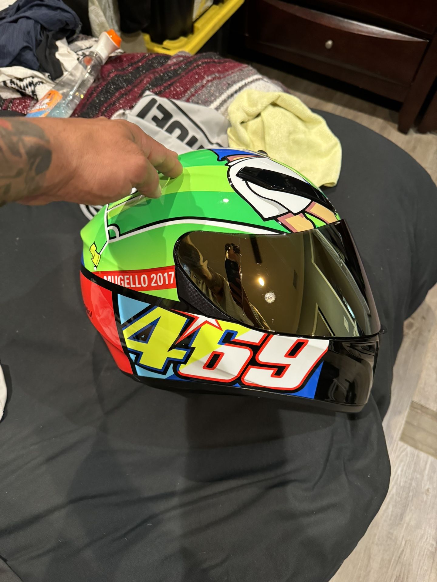 Agv Valentino Rossi Motorcycle Helmet (size=ML-58cm-7 1/ 4 Hat Size. As Pictured)