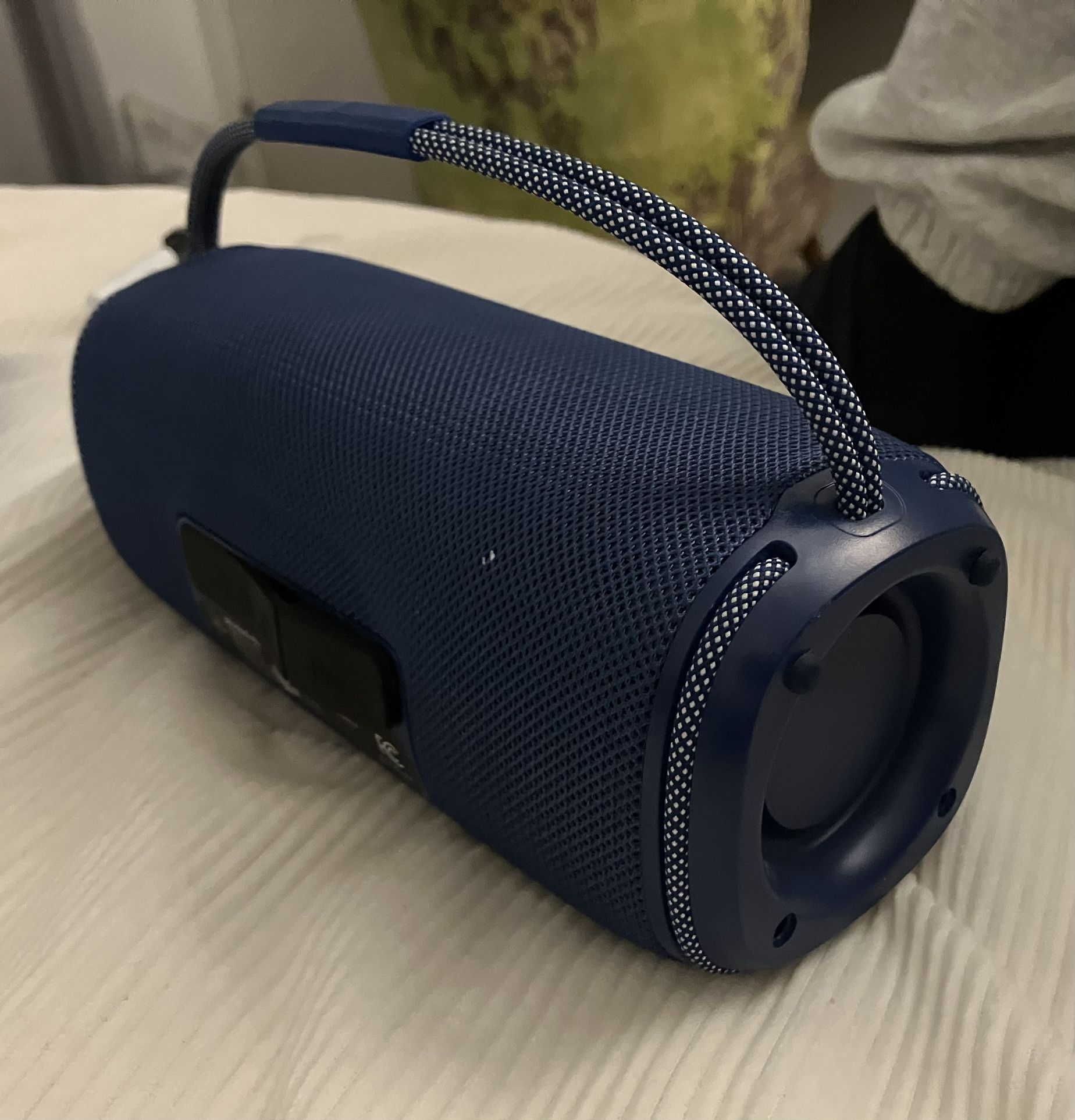 Reverb Wireless Bluetooth Speaker (blue)