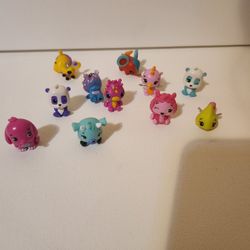 Hatchimals ColleggtiblesFigures Lot Of 11