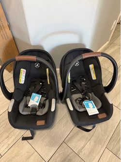Maxi cosí infant car seats