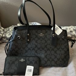 New Coach Purse And Wallet 