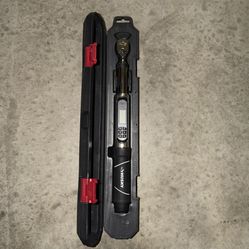 Husky 3/8 in. Drive Electronic Torque Wrench