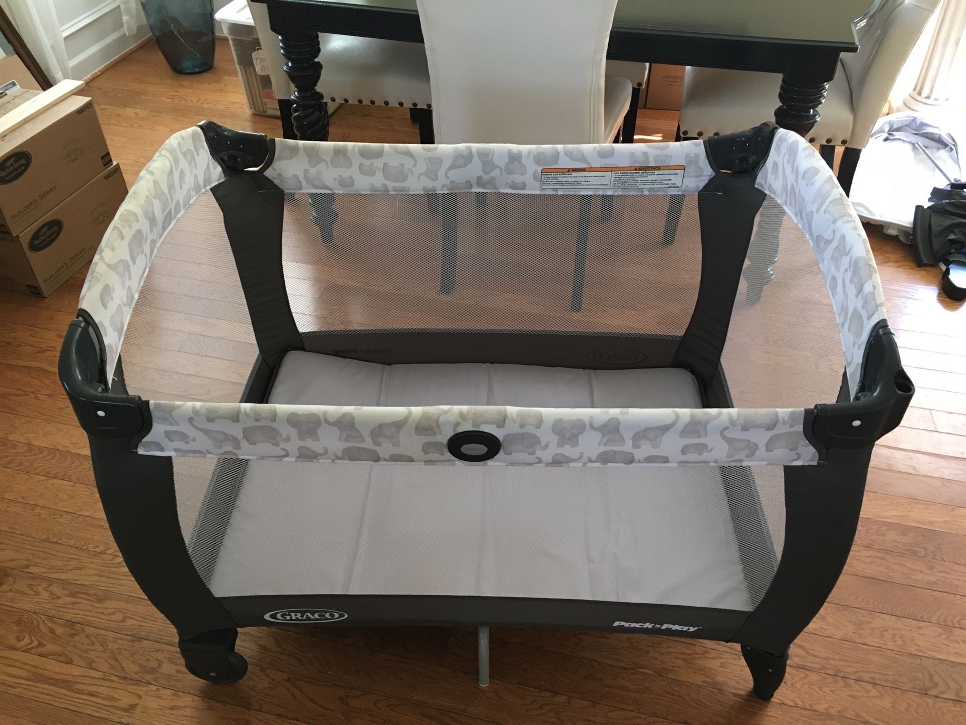 Gray Co Newborn Napper with Soothe Surrounding Technology