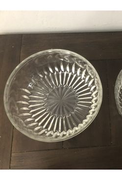 Vintage Leonard Crystal Mid-Century Modern clear crystal glass serving bowl with thumbprint and teardrop design, starburst on bottom center