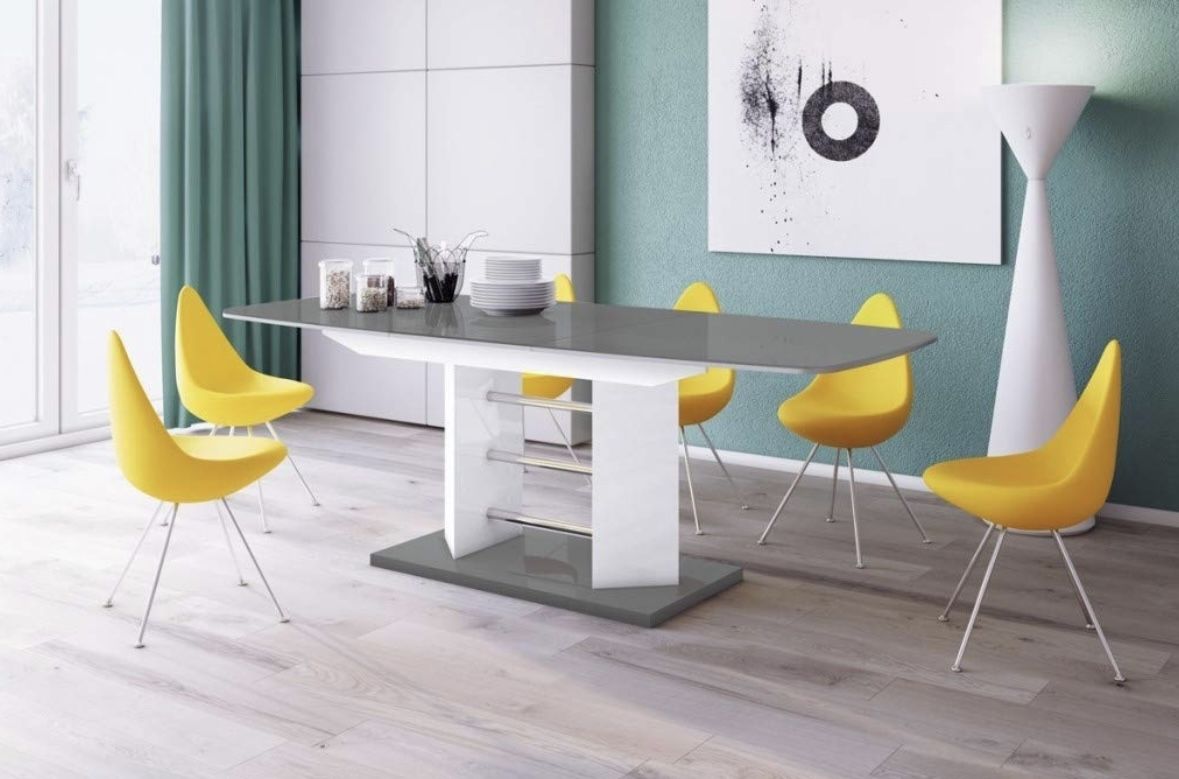 Extensible Dining table