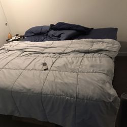 Queen Size Bed New 