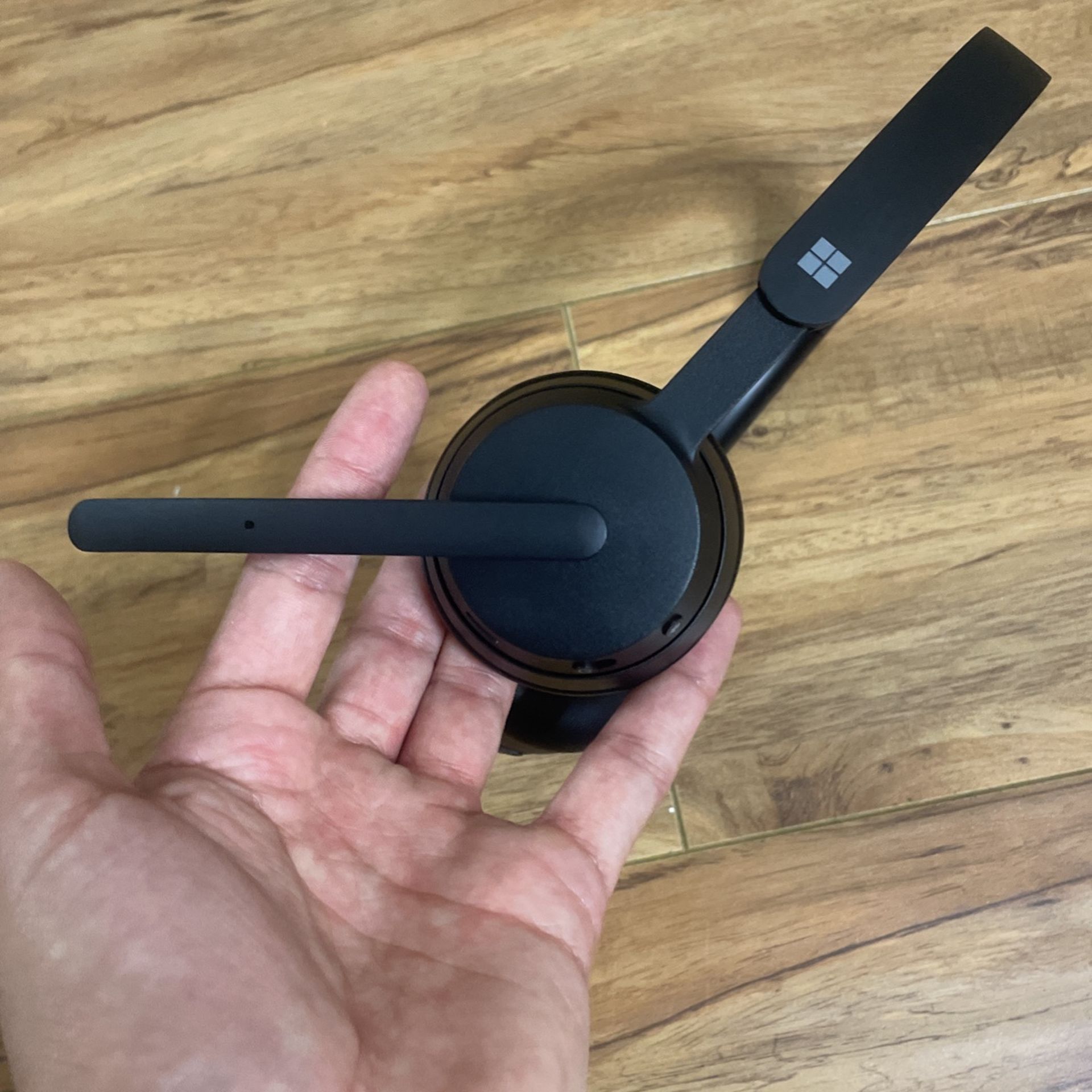 Microsoft Modern wireless Teams headset