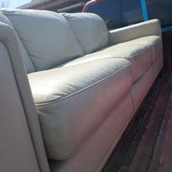 Sofa/Couch