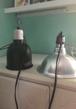 Reptile dome light fixture