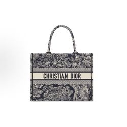 DIORBookTote Tote Bag Series Tiger Pattern Joy Print Dark Background Large Capacity Embroidery Embroidery Tote Bag Tote Bag Shopping(710)37