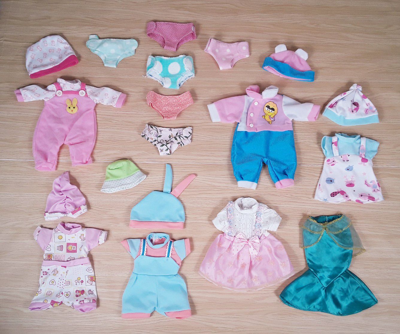 12" Baby Doll Clothes & Diapers