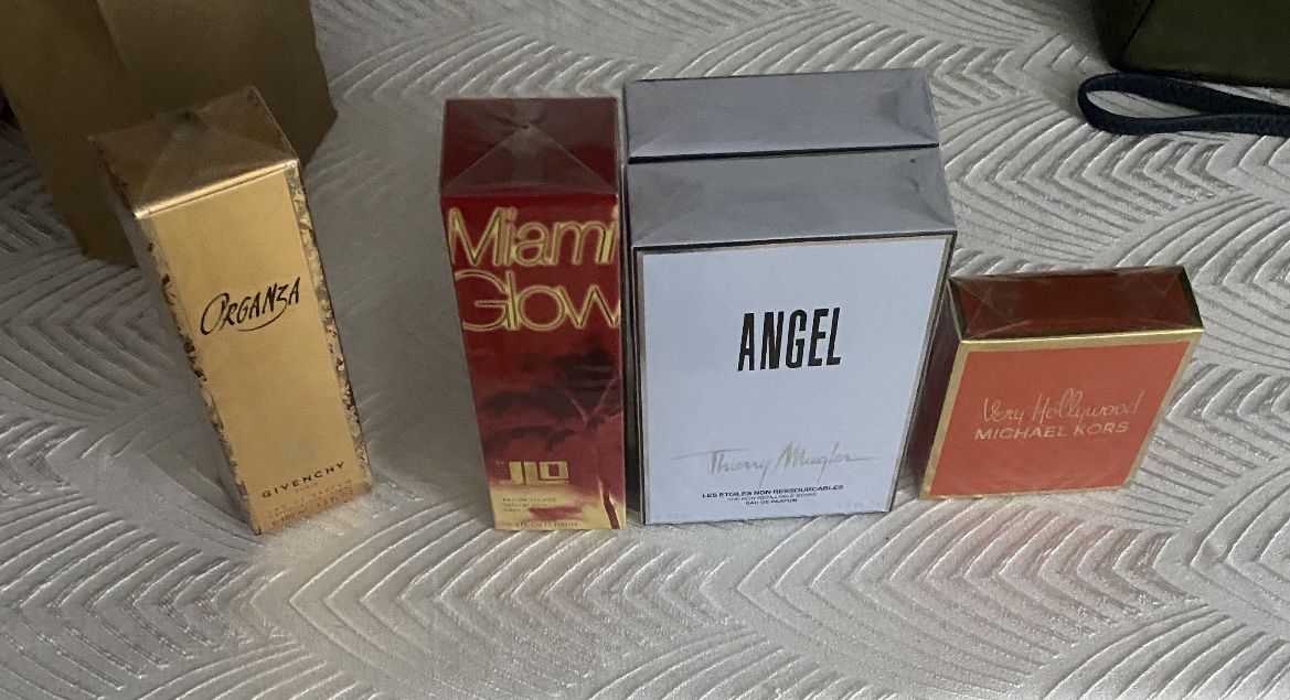 Luxury Perfumes 