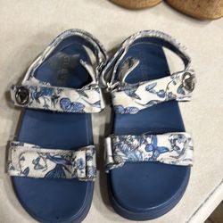 size 5 1/2 sandals guess