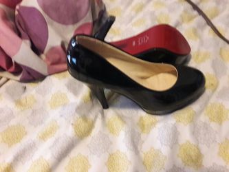 Cutw Brand new red bottoms