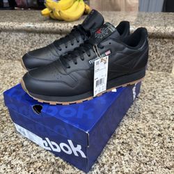 2 Pairs New Reebok Classic Leather Shoes Men Size 12 and 13 