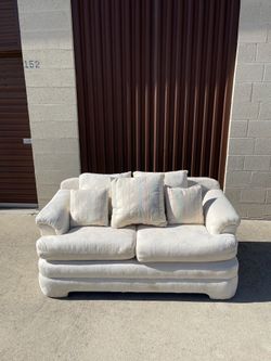 1980s Postmodern white love seat