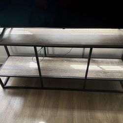Tv stand up to 70 inch excellent condition