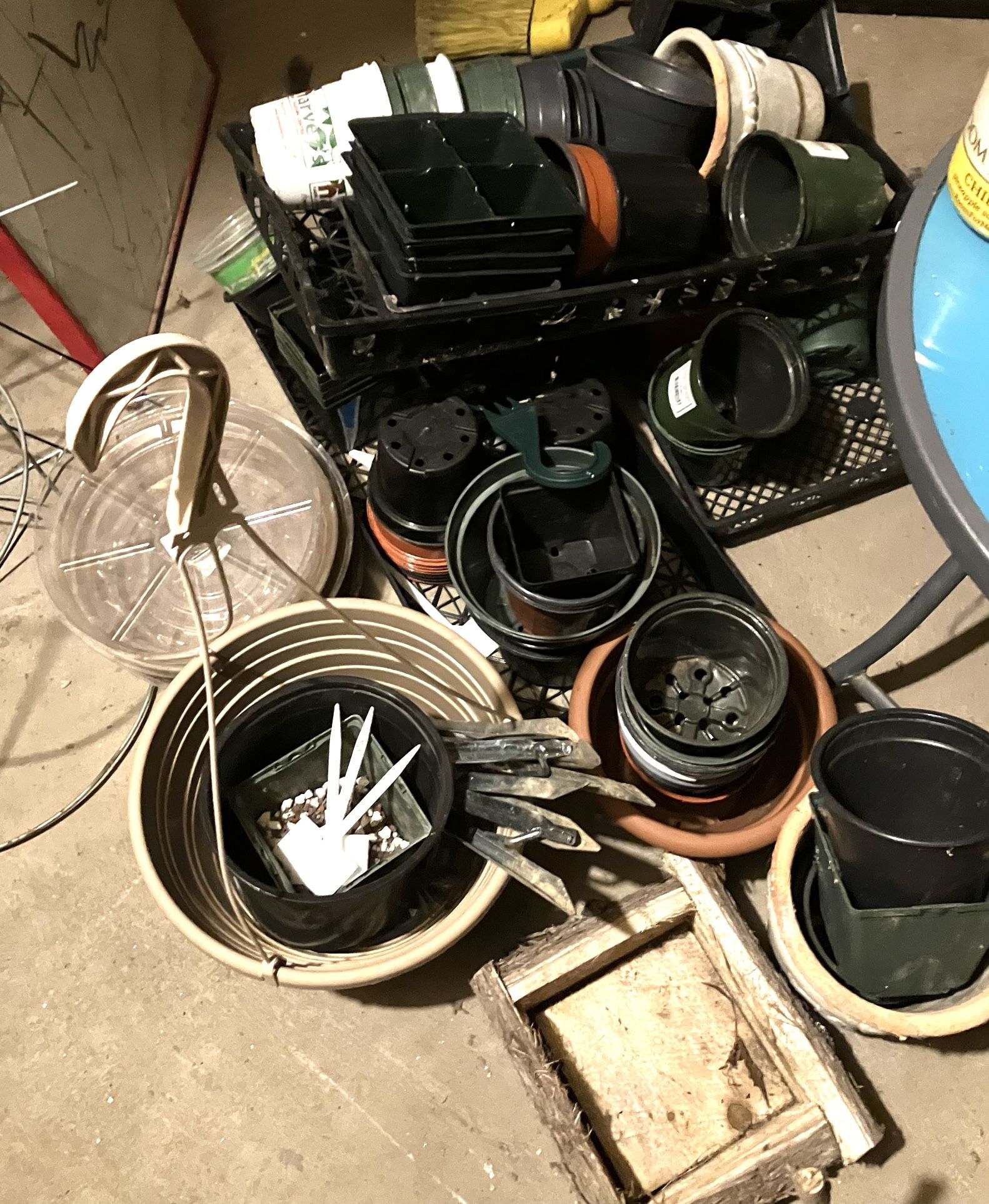 Free Plant Pots